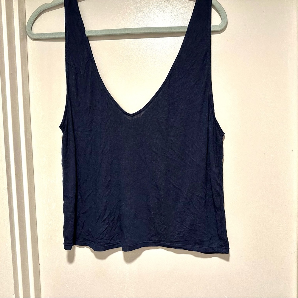 Navy Women's Sleeveless Crop Top